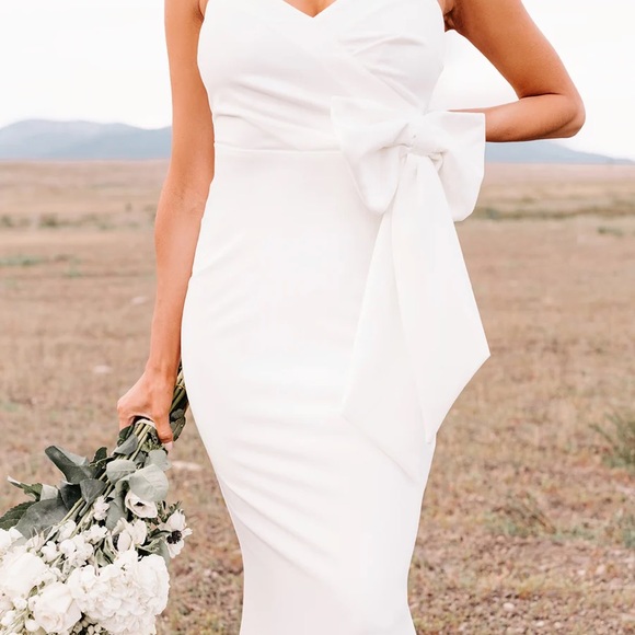 Aakaa Wedding Dress - Picture 2 of 6